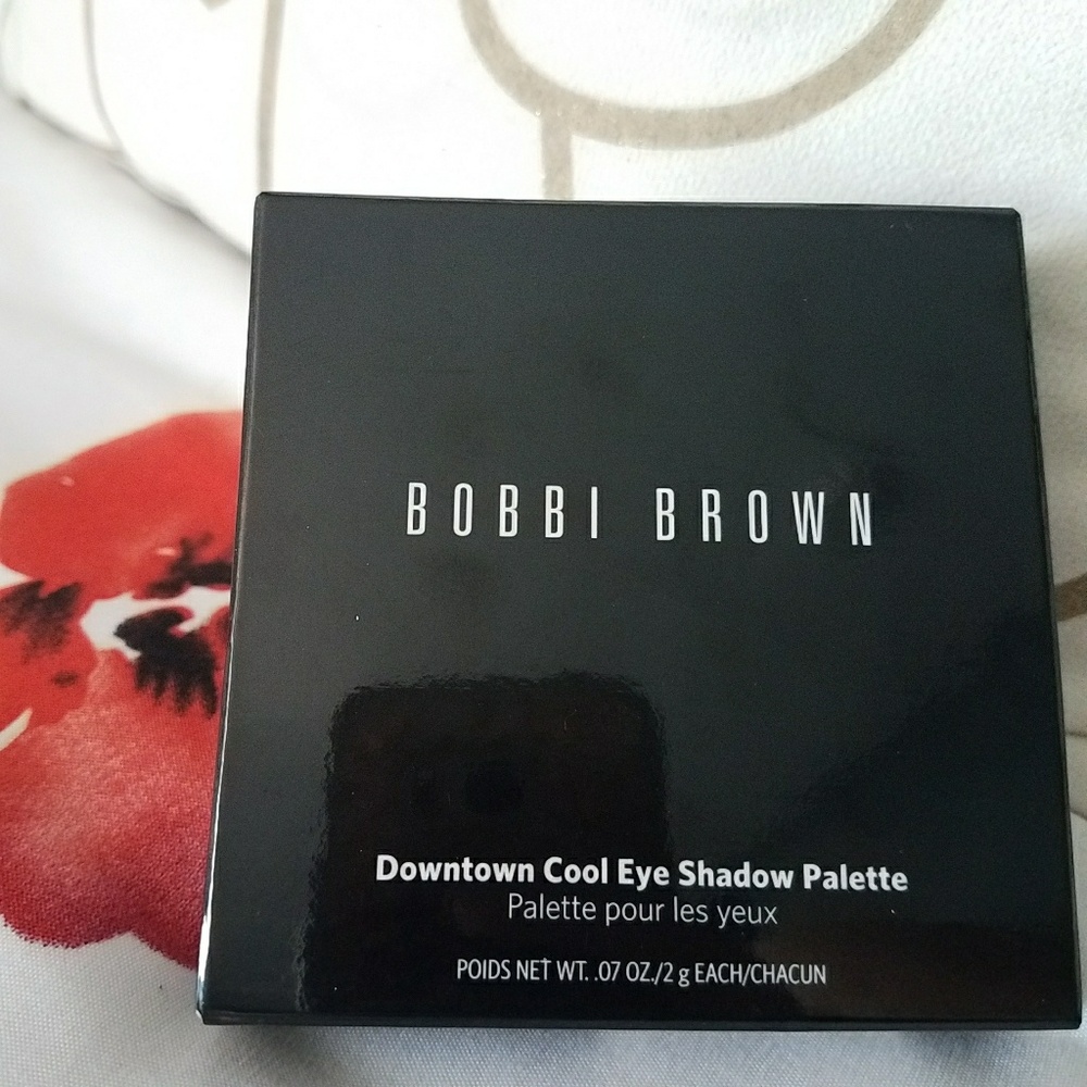  NIB Bobbi Brown Eyeshadow Palette - Picture 4 of 4